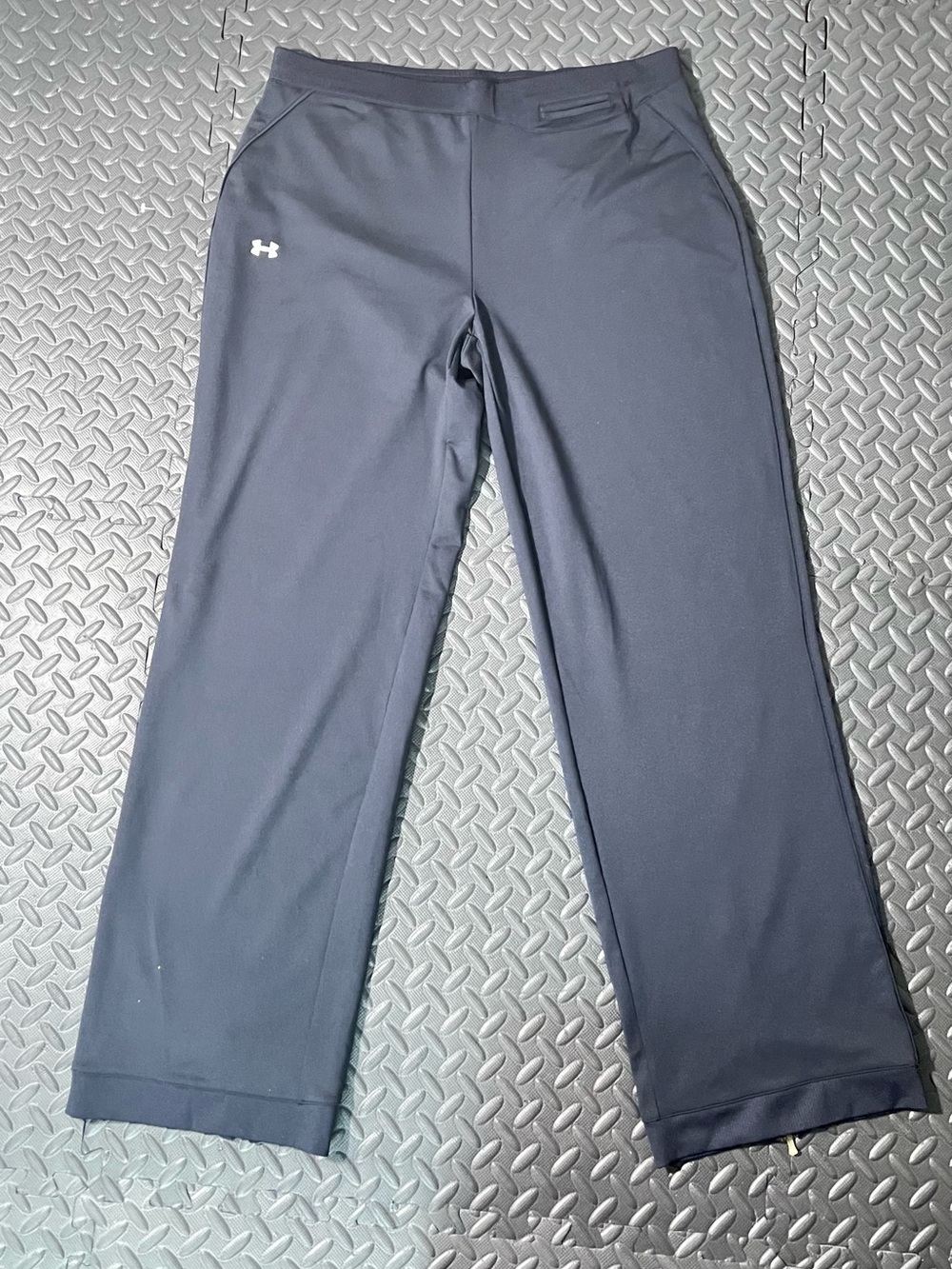 Under Armour Women's AllSeasonGear Straight Leg Training Pants with Ankle Zips